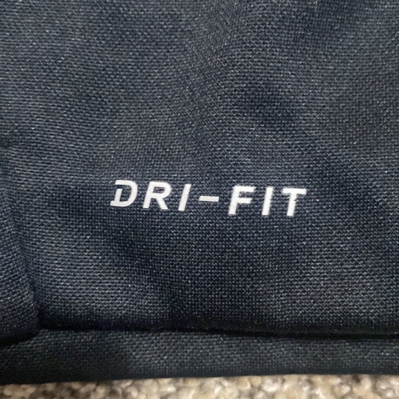 NIKE | DriFit Pull over hoodie - Picture 5 of 5